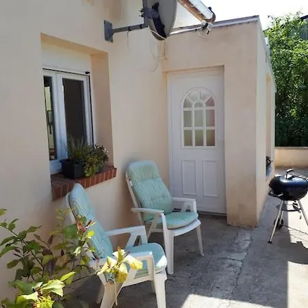 Gite A La Ferme Crequy Exterior photo